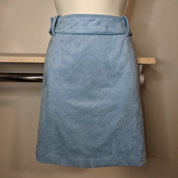 H&M Baby Blue Faux Suede Skirt with Snap Belt - Picture 1 of 5